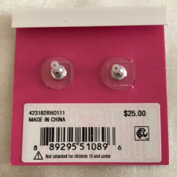 Betsey Johnson Silver Tone Snowflake Stud Earrings Crystal Accents NWT - Picture 11 of 11